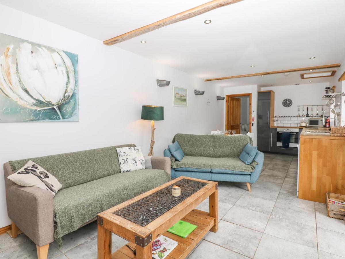 The Milk Shed Villa Plymtree Exterior photo