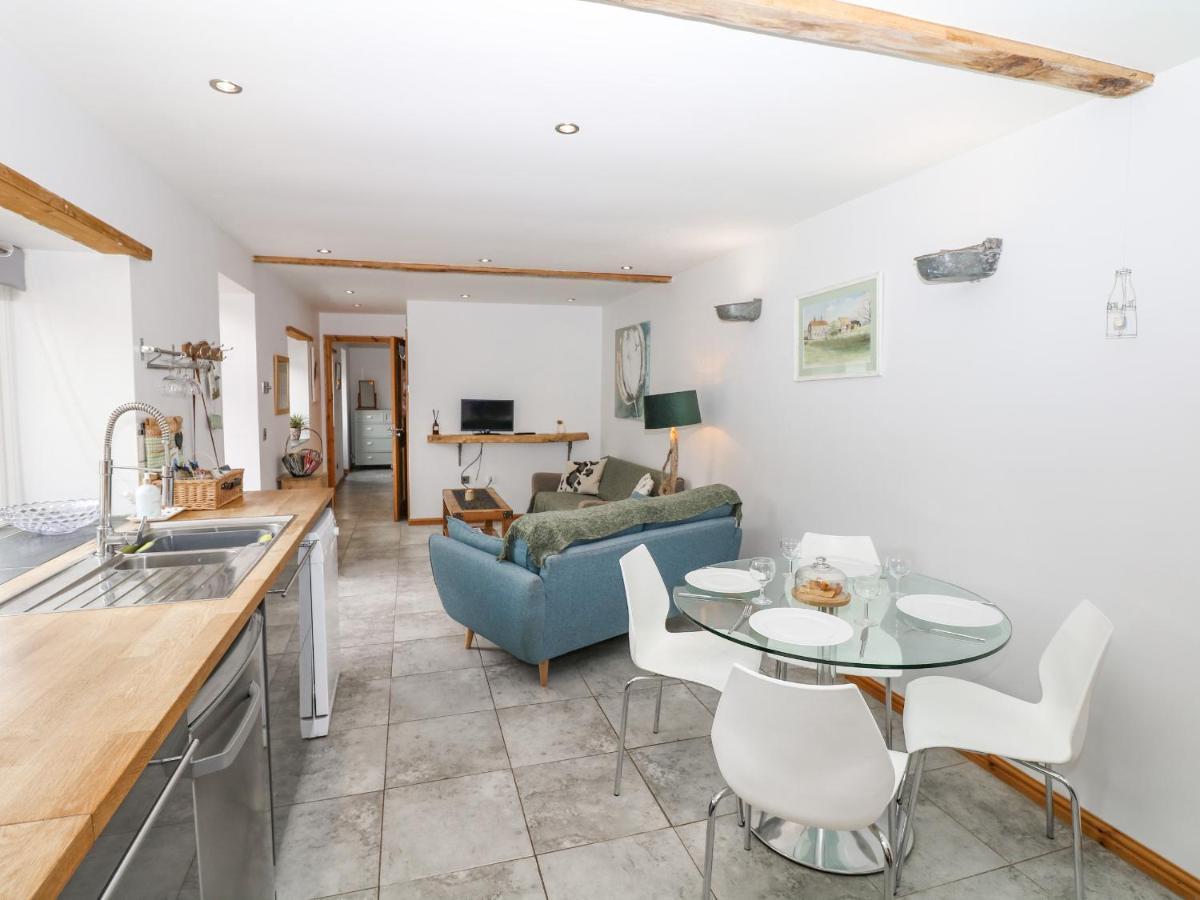 The Milk Shed Villa Plymtree Exterior photo
